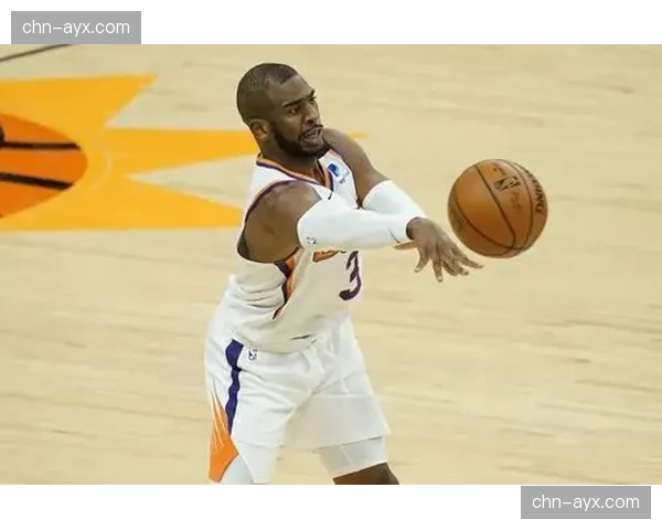 镜头下的冷静：看朗斯点球手如何在本赛季保持百分之百命中率